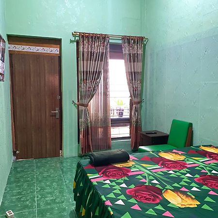 Parikesit Guest House Yogyakarta Exterior foto